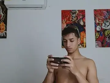 Stripchat Free Live Porn of jose_sexycumm