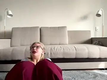 Stripchat Adult Webcam of Love_plat1na