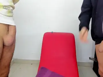 Stripchat Watch Live Sex Cams of Extreme_Team8