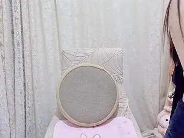 Stripchat Sex Cam of Rellababyy