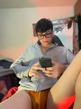 Stripchat Sex Cam of marckalexis