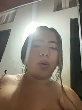 Stripchat Nude Webcam of Moom_evil1177