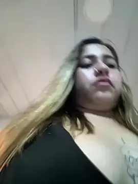 Stripchat Adult Video Chat of Moom_evil1177