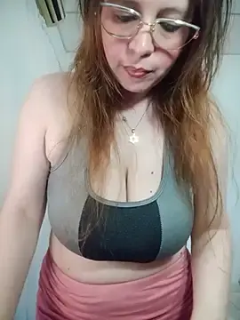 Stripchat Adult Webcams of lorenita_88