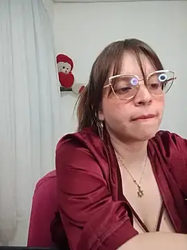 Stripchat Sex Cam of lorenita_88