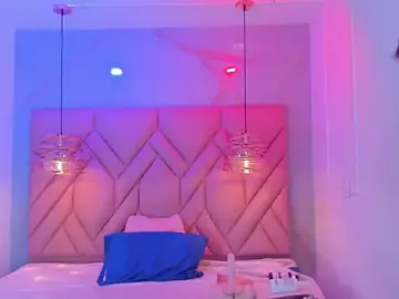 Stripchat Sex Cam of AngelaaCute_