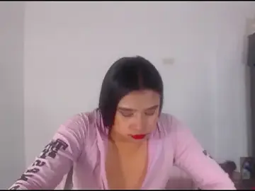 Stripchat Adult Webcam of katrinawillff