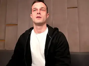 Stripchat Live Sex Cam of BrandonNorris