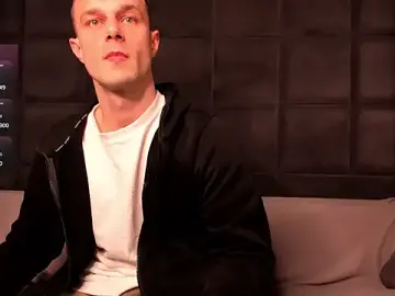 Stripchat Live Sex Cam of BrandonNorris