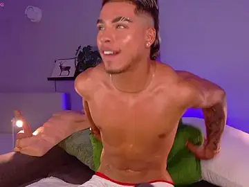 Stripchat Adult Webcam of Ken-boy_