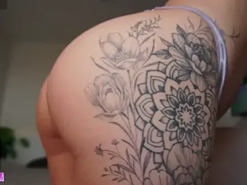 Stripchat Sex Cam of Sola_LI