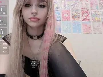 Stripchat Adult Webcam of emodreamgirl