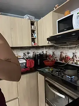 Stripchat Sex Cam of karla_nill
