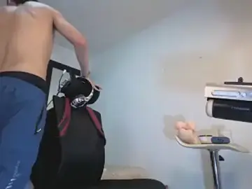 Stripchat Free Porn Cam of RyanMira