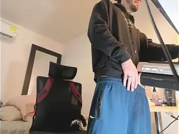 Stripchat Watch Live Sex Cams of RyanMira