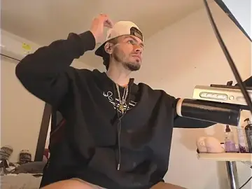 Stripchat Private Sex Chat of RyanMira