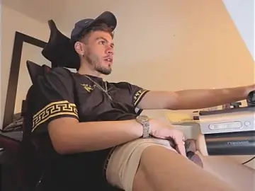 Stripchat Best Webcam of RyanMira