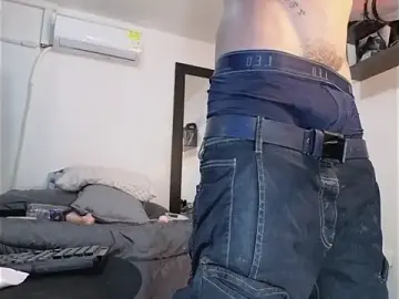 Stripchat Live Sex of RyanMira