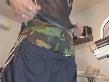 Stripchat Adult Webcam of RyanMira