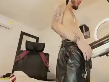 Stripchat Best Webcam of RyanMira