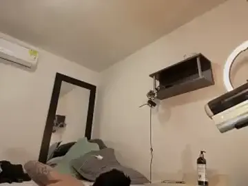 Stripchat Adult Webcams of RyanMira