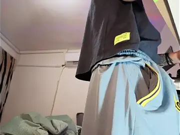 Stripchat Watch Live Sex Cams of RyanMira