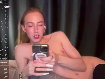 Stripchat Live Porn of Avril_Pearly_