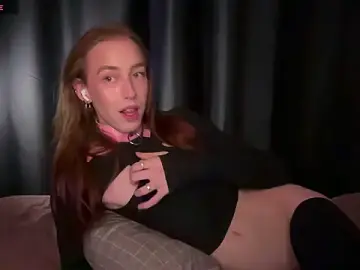 Stripchat Adult Webcam of Avril_Pearly_