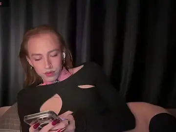 Stripchat Best live sex cam show of Avril_Pearly_