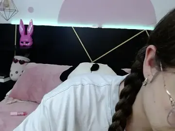 Stripchat Live Sex Cam of DanniAbbey