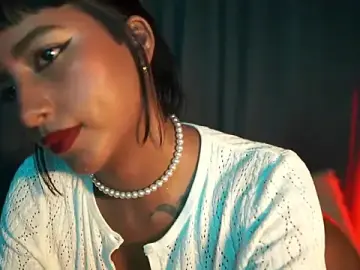 Stripchat Free Porn Cam of JulietaWinona