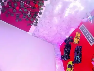 Stripchat Watch Live Sex Cams of LilOwen_