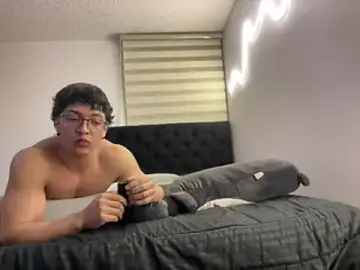 Stripchat Adult Video Chat of DesireLuxe