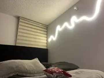 Stripchat Adult Video Chat of DesireLuxe