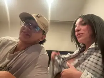 Stripchat Best live sex cam show of DesireLuxe