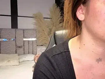 Stripchat Sex Cam of AlliceLover