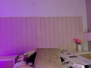 Stripchat Adult Webcam of Littleolivia_