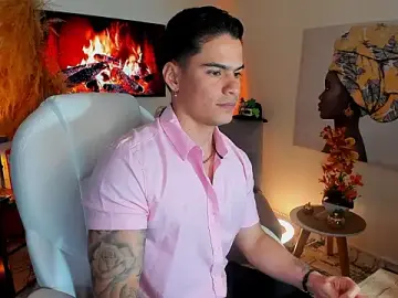 Stripchat Adult Video Chat of Matias_Murrier