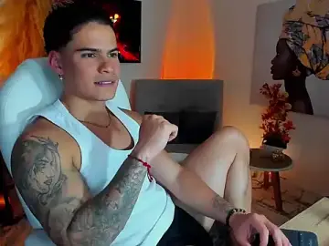 Stripchat Free Porn Cam of Matias_Murrier