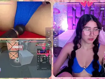 Stripchat Watch Live Sex Cams of RossieGamer