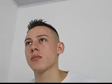 Stripchat Watch Live Sex Cams of Muscle_King_Cum