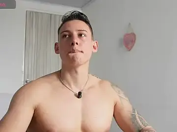 Stripchat Nude Webcam of Muscle_King_Cum