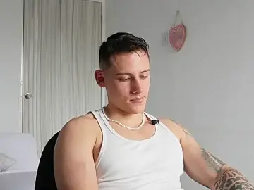 Stripchat Free Live Porn of Muscle_King_Cum
