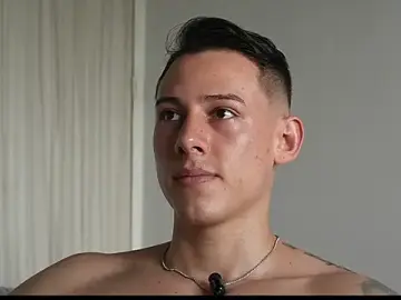 Stripchat Nude Webcam of Muscle_King_Cum