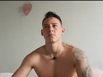 Stripchat Nude Webcam of Muscle_King_Cum