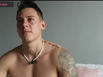 Stripchat Adult Webcam of Muscle_King_Cum
