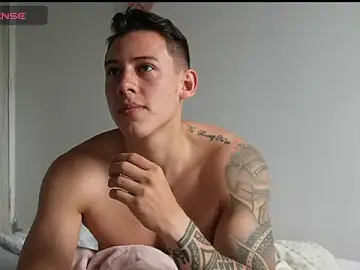 Stripchat Watch Live Sex Cams of Muscle_King_Cum