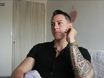 Stripchat Adult Webcams of Muscle_King_Cum