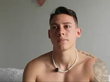 Stripchat Adult Video Chat of Muscle_King_Cum