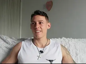 Stripchat Free Live Porn of Muscle_King_Cum